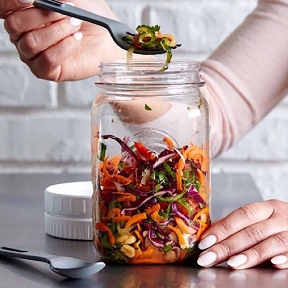 NWT PAMPERED CHEF MAKE & TAKE PLASTIC MASON JAR WITH LID & FORK & SPOON